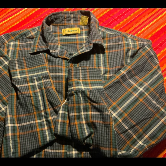 LL Bean shirt - Picture 2 of 4